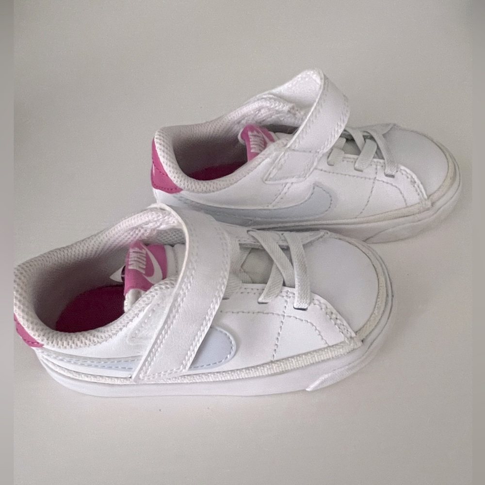 Nike Court Toddler Tennis Shoe - size 7C